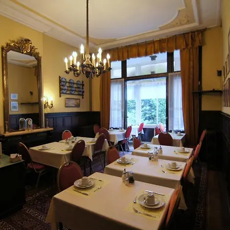 Parkzicht Hotel 2*