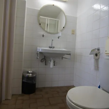 パークジヒト 2*